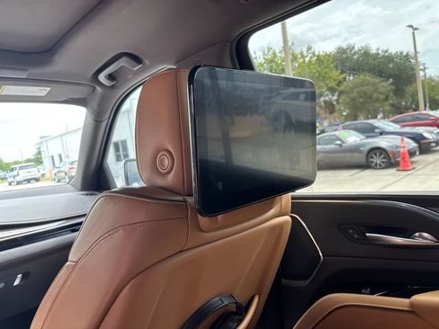 Certified 2024 Cadillac Escalade ESV Premium Luxury w/ Performance Package RWD image 6