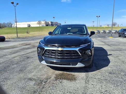 Used 2025 Chevrolet Blazer LT image 39