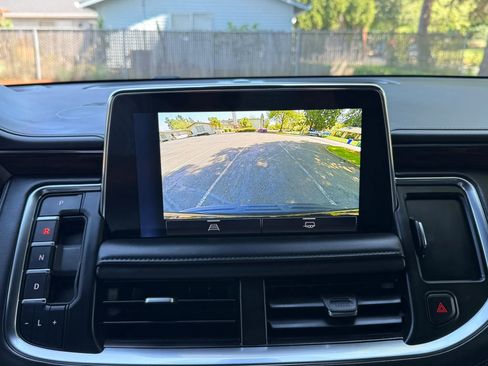 Used 2022 Chevrolet Tahoe LT AWD/4WD image 17