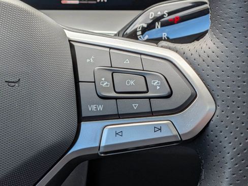 New 2026 Volkswagen Tiguan SE R-Line image 19