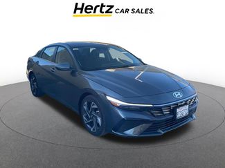 Used 2025 Hyundai Elantra SEL video 1