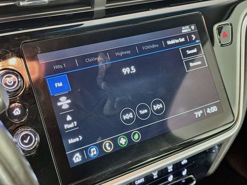 Used 2023 Chevrolet Bolt LT w/ Infotainment Package FWD image 16