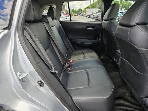 Used 2024 Toyota Corolla Cross XLE image 12