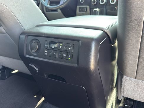 Used 2021 Toyota Sequoia Limited w/ Safety & Convenience Package AWD/4WD image 27