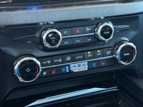 New 2026 Ford F350 Platinum AWD/4WD image 19