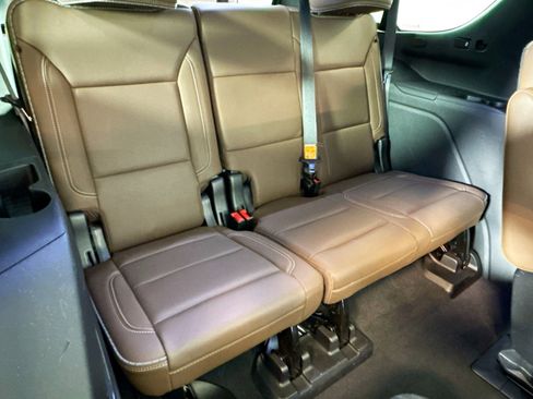 Used 2022 Chevrolet Tahoe High Country image 27