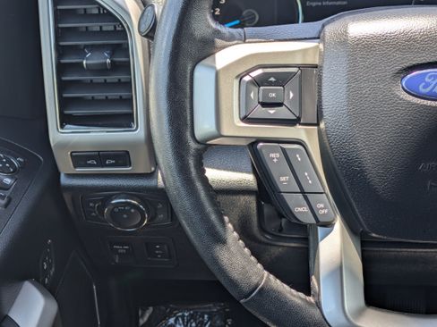 Used 2020 Ford F150 Lariat w/ Equipment Group 502A Luxury AWD/4WD image 23