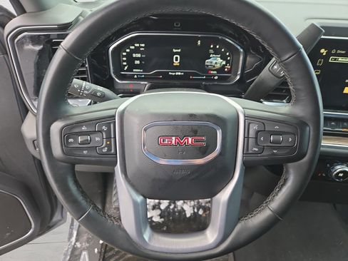 Used 2024 GMC Sierra 1500 Elevation image 12