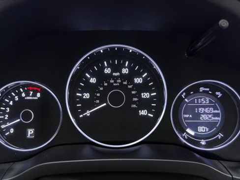 Used 2019 Honda HR-V LX image 27