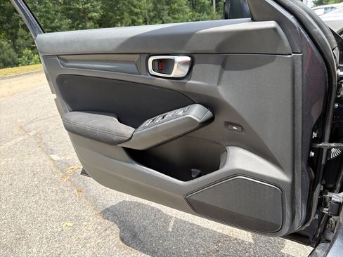 Used 2025 Honda Civic Sport image 14