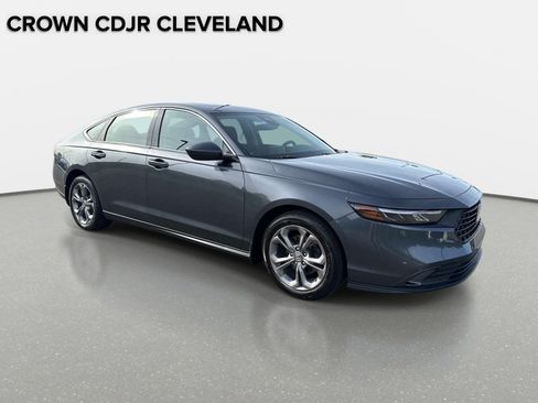 Used 2024 Honda Accord EX image 2