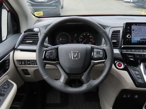 Certified 2026 Honda Odyssey Elite image 21