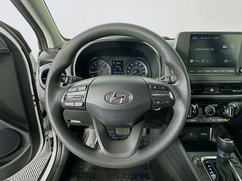 Used 2023 Hyundai Kona SEL image 11