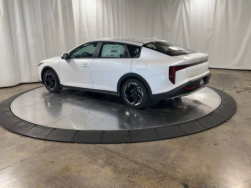 New 2025 Kia K4 EX image 6