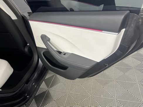 Used 2025 Tesla Model 3 Long Range image 29