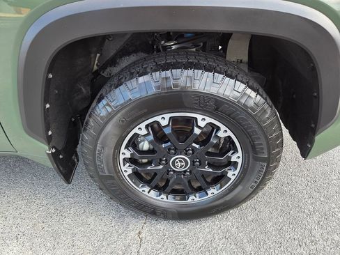 Used 2022 Toyota Tundra SR5 w/ TRD Off-Road Premium Package image 15