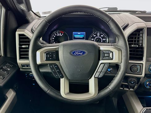 Used 2019 Ford F150 Lariat image 18