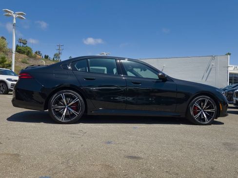 New 2027 BMW 530i w/ M Sport Package RWD image 3