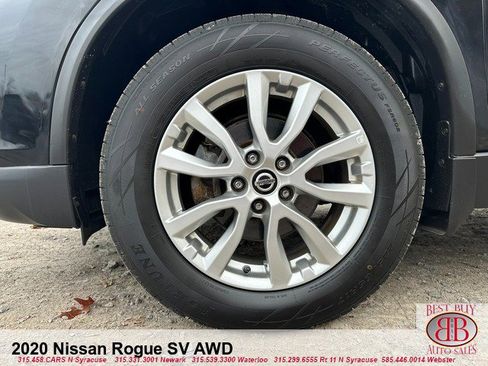 Used 2020 Nissan Rogue SV image 9