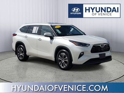 Used 2021 Toyota Highlander XLE