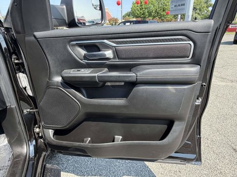 Used 2025 RAM 1500 Big Horn AWD/4WD image 34