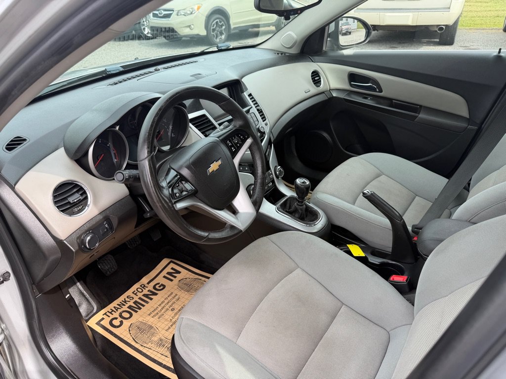 Used 2014 Chevrolet Cruze Eco FWD image 12