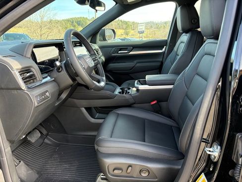 New 2026 GMC Terrain Elevation w/ Elevation Premium Package image 4