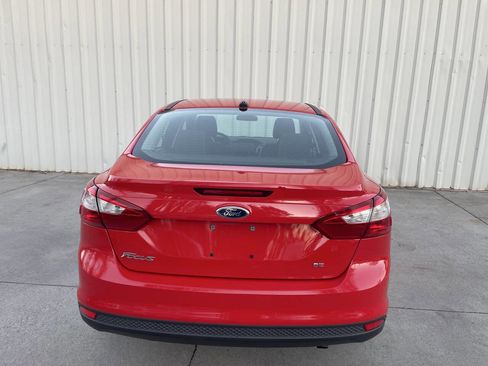 Used 2012 Ford Focus SE image 4