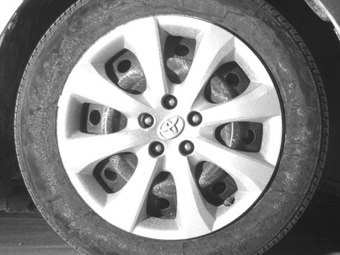 Used 2025 Toyota Corolla LE image 13