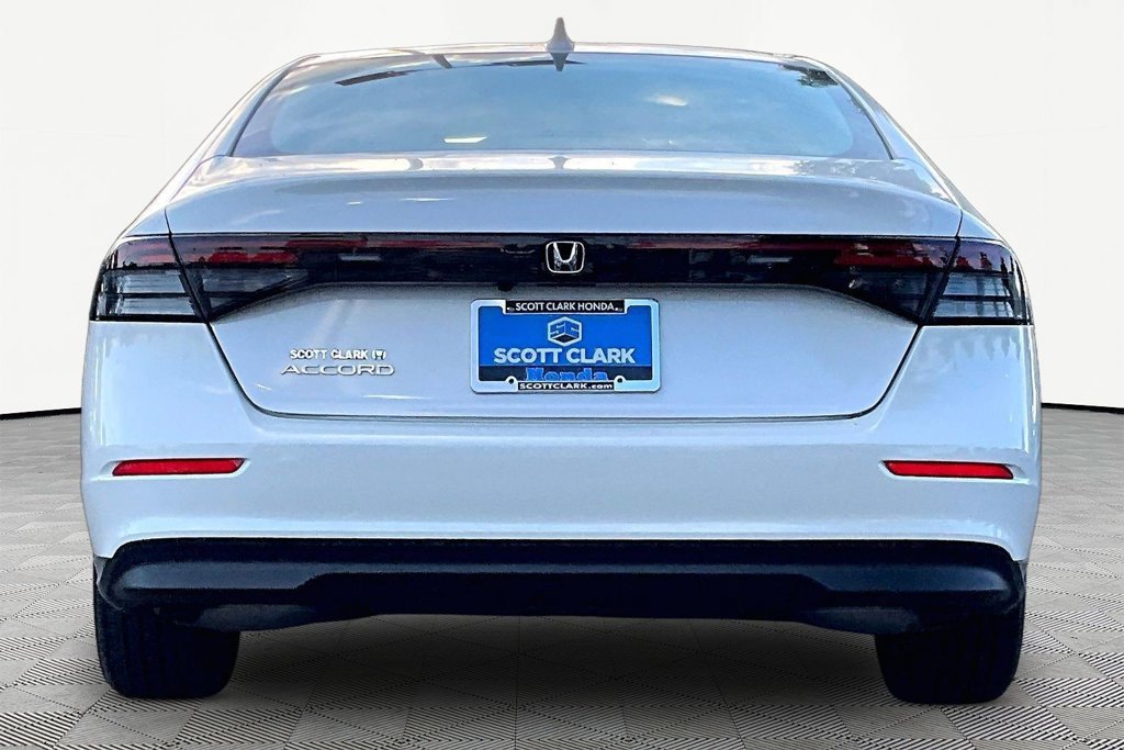 Used 2024 Honda Accord EX image 7