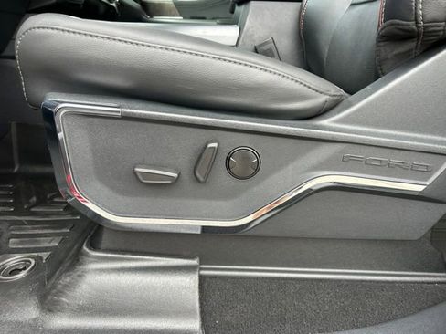 Used 2023 Ford F250 Lariat w/ Lariat Ultimate Package AWD/4WD image 16
