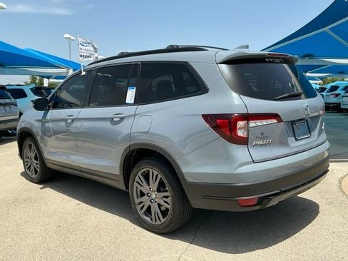 Certified 2022 Honda Pilot Sport image 4