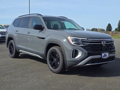 New 2026 Volkswagen Atlas Peak Edition