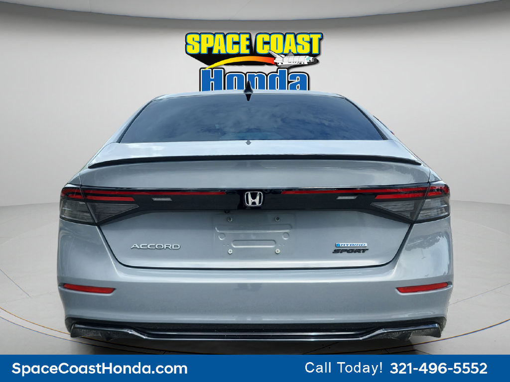 Used 2024 Honda Accord Sport image 4