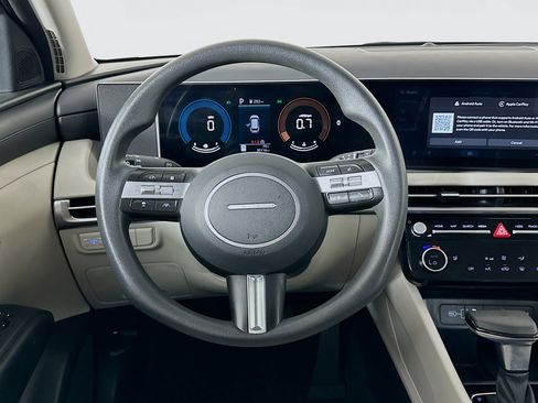 Used 2025 Hyundai Tucson SEL FWD image 18