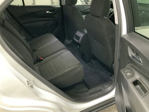 Used 2023 Chevrolet Equinox LT w/ LPO, Floor Liner Package image 19