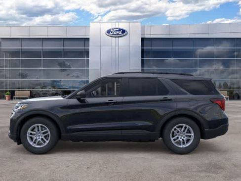 New 2026 Ford Explorer Active AWD/4WD image 3