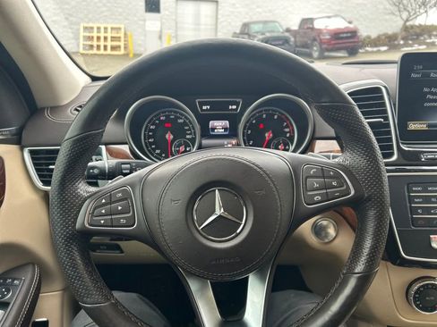 Certified 2019 Mercedes-Benz GLS 450 4MATIC image 42