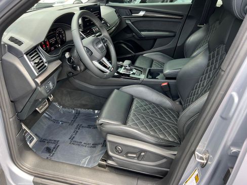 Used 2024 Audi SQ5 Premium Plus w/ Premium Plus Package AWD/4WD image 9