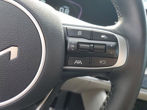 Certified 2024 Kia Sportage EX FWD image 25
