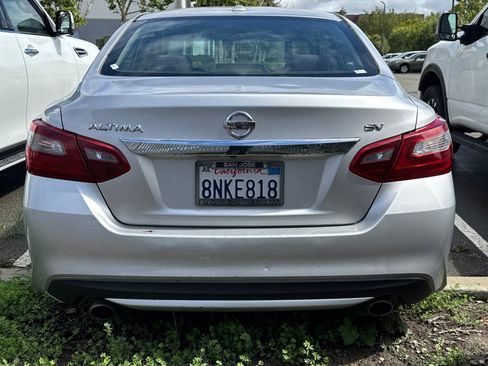Used 2018 Nissan Altima 2.5 SV image 6