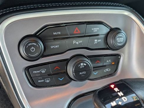 Used 2022 Dodge Challenger GT image 26