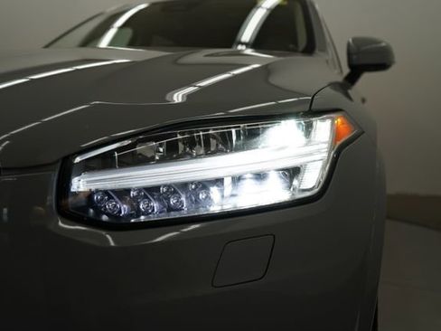 Used 2025 Volvo XC90 B6 Ultra w/ Lounge Package AWD/4WD image 73
