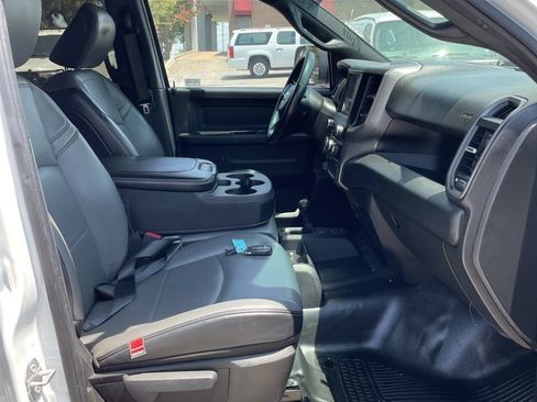 Used 2022 RAM 2500 Tradesman w/ Special Service Vehicle Group AWD/4WD image 17
