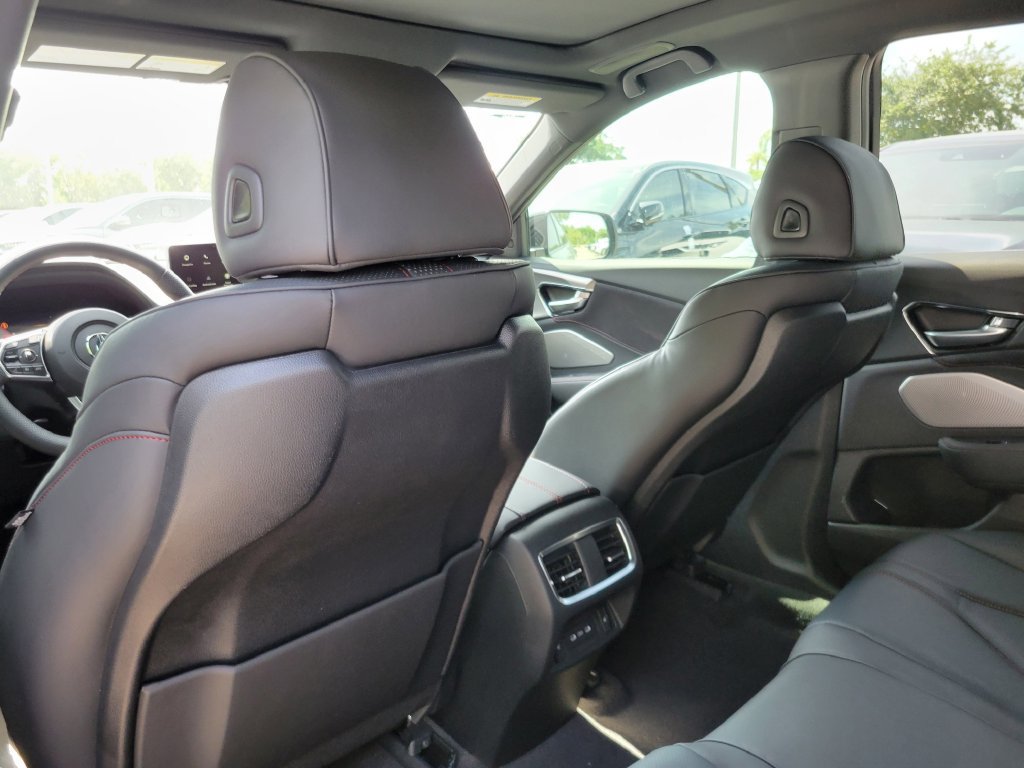 New 2026 Acura RDX w/ Advance Package AWD/4WD image 6