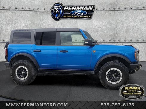 Used 2024 Ford Bronco Badlands image 5