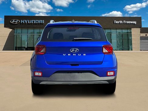 New 2026 Hyundai Venue SEL image 6