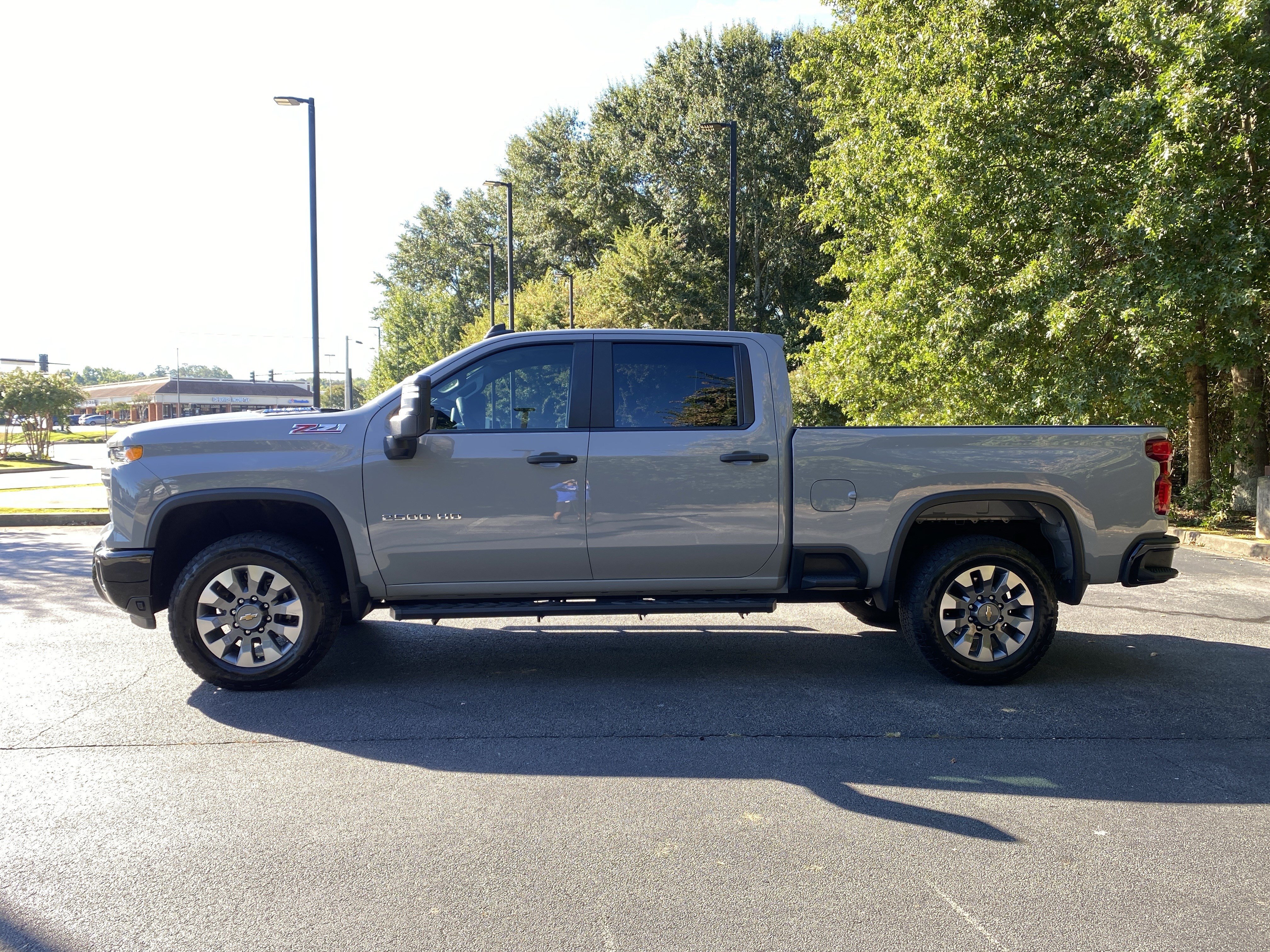 Used 2024 Chevrolet Silverado 2500 Custom w/ Custom Value Package AWD/4WD image 7