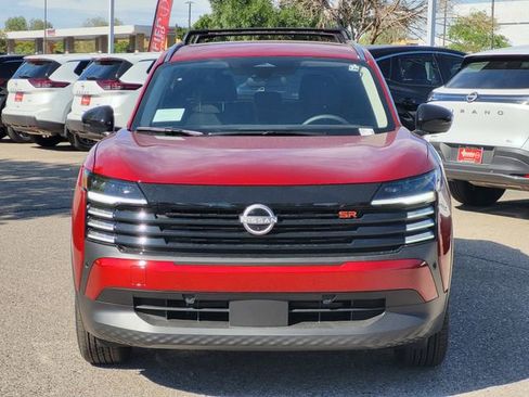 New 2026 Nissan Kicks SR w/ Cold Weather Package image 5