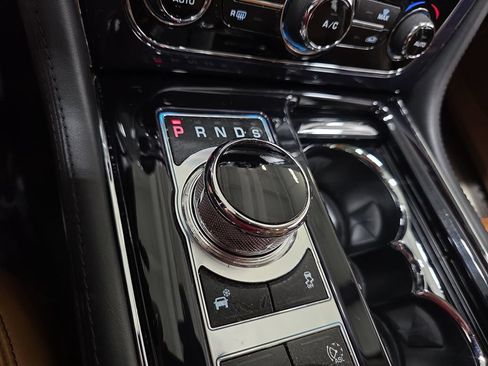 Used 2014 Jaguar XJ L Portfolio RWD image 24